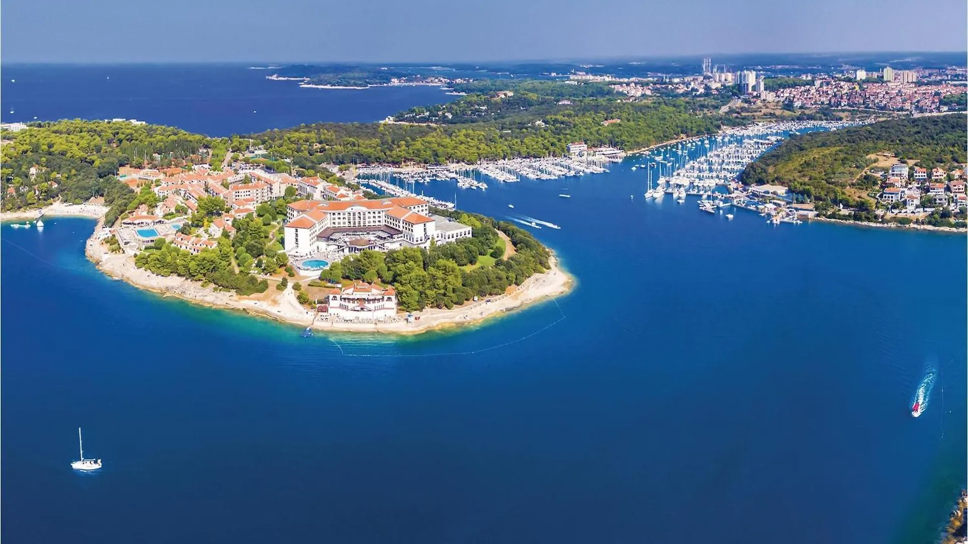 Lovely Apartment In Pula With Wifi 0*,  Croatia