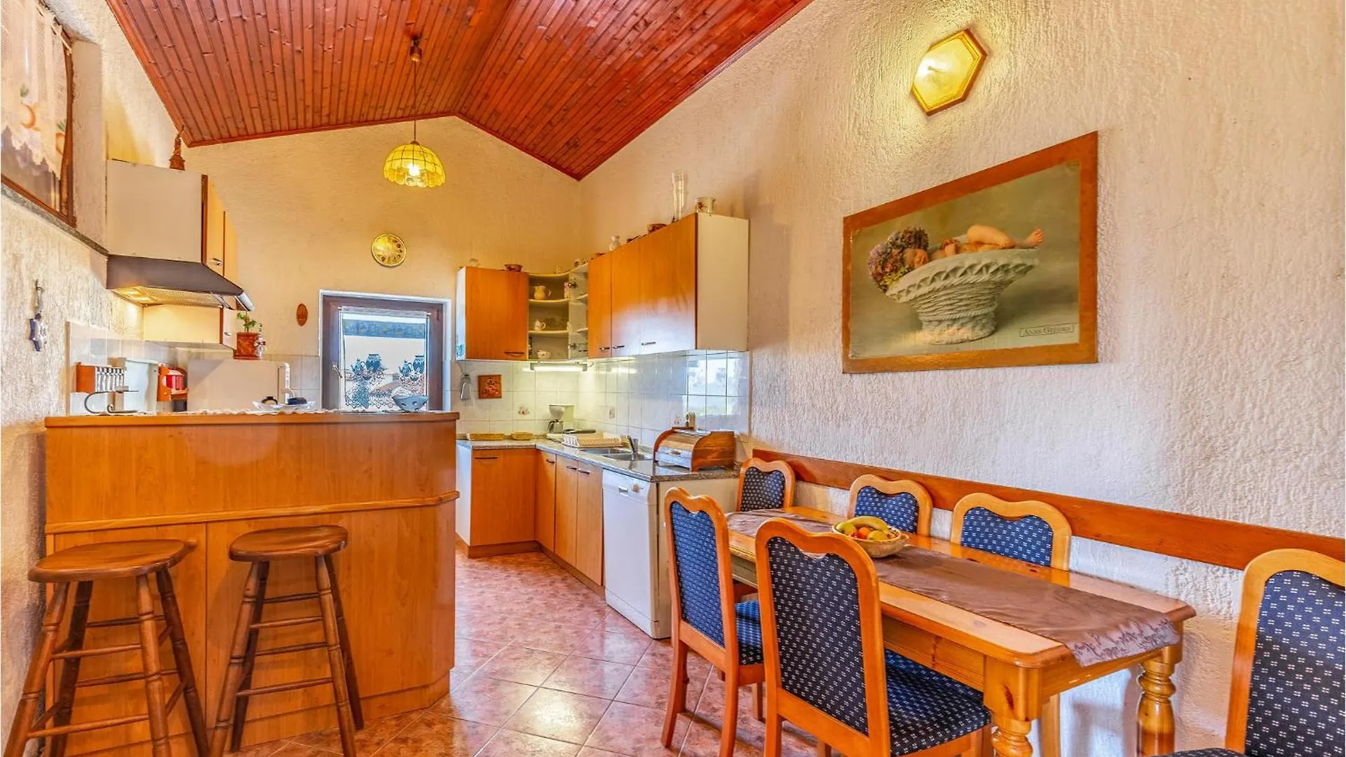Lovely Apartment In Pula With Wifi
