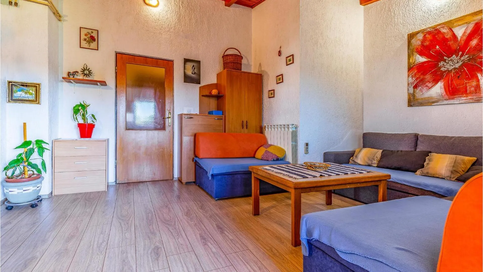 Lovely Apartment In Pula With Wifi