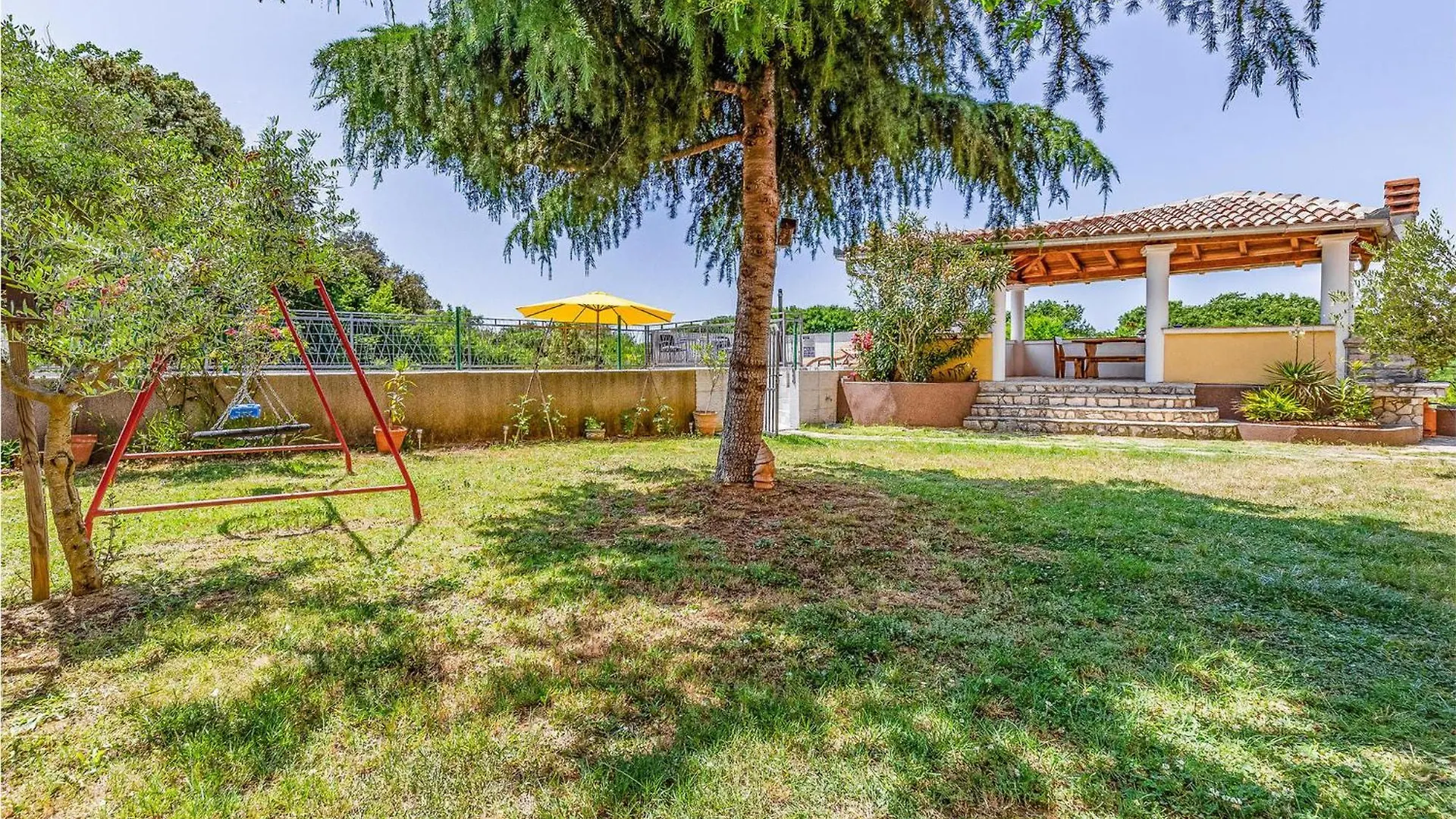 Lovely Apartment In Pula With Wifi